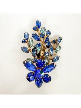 Vintage Blue Aqua Rhinestone Prong Set Floral Flower Branch Leaves Brooch Pin